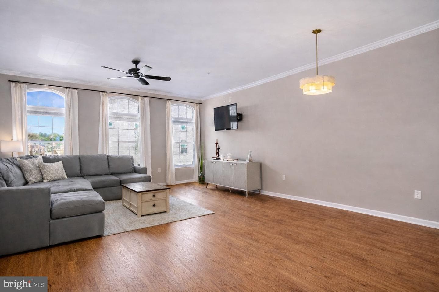 7326 Mockingbird Circle photo 5