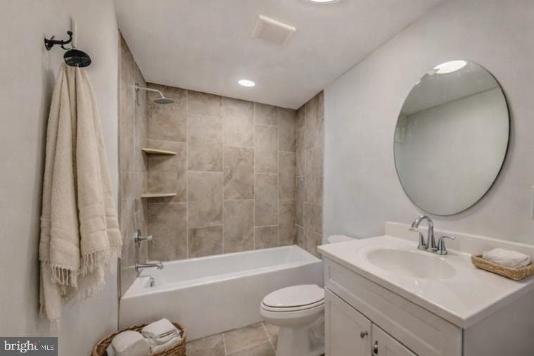 1394 Rosebay Court photo 17