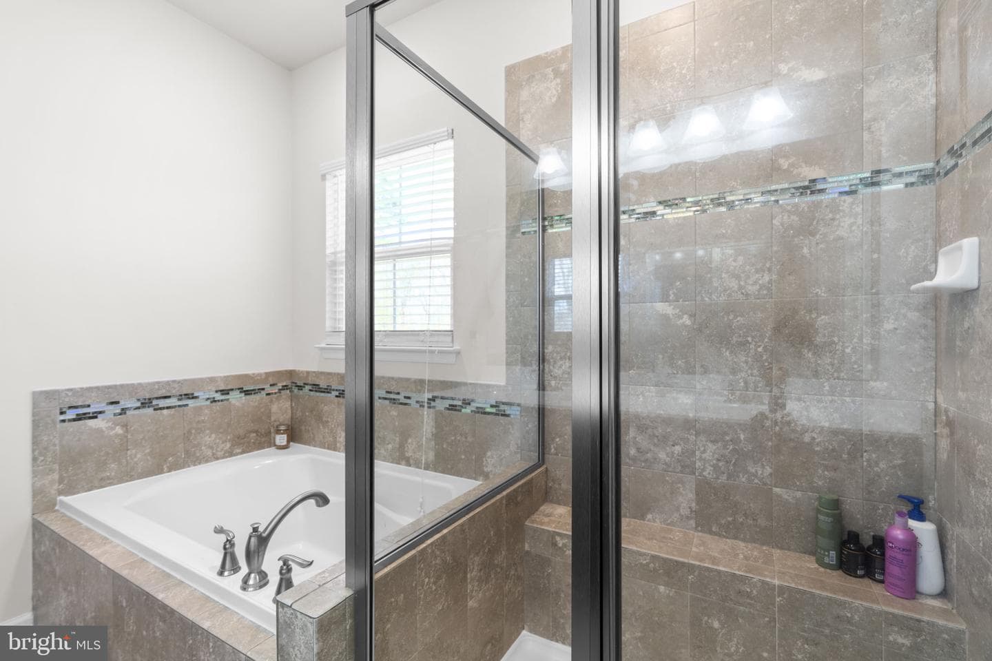 8280 Hickory Hollow Drive photo 32