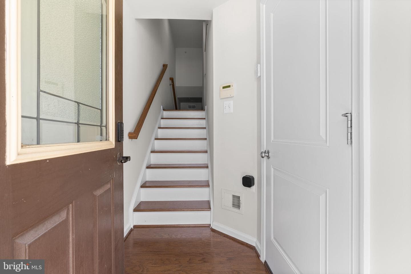 8280 Hickory Hollow Drive photo 4