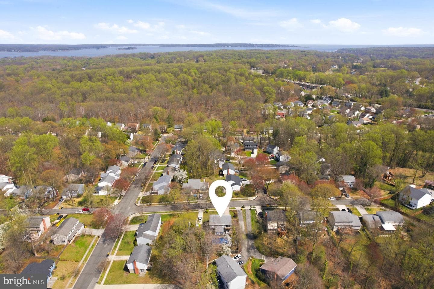 525 Loughton Lane photo 44