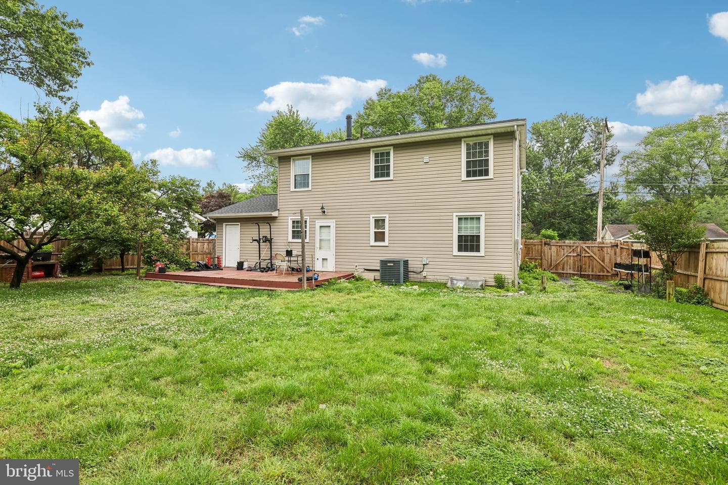 496 Bruce Avenue photo 38