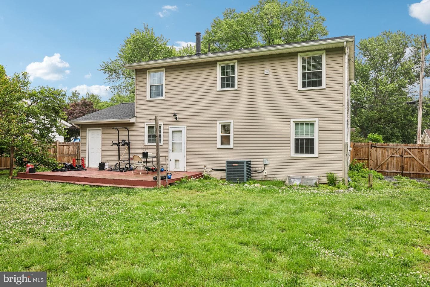 496 Bruce Avenue photo 39