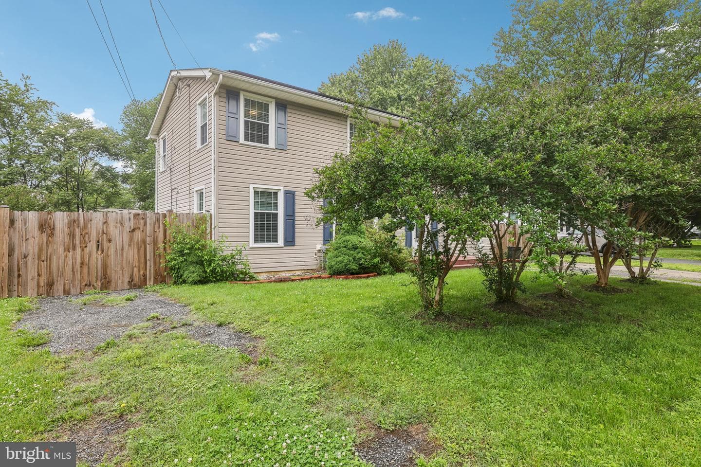 496 Bruce Avenue photo 64