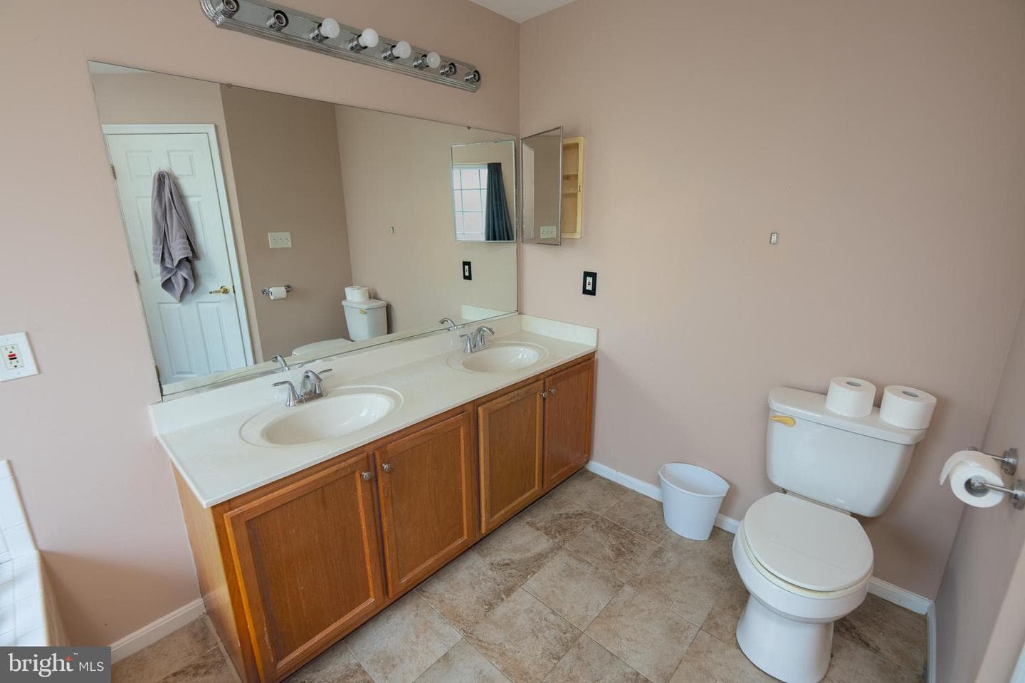 8023 Apple Valley Drive photo 30