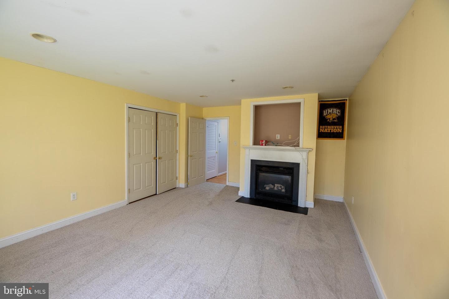 8023 Apple Valley Drive photo 8