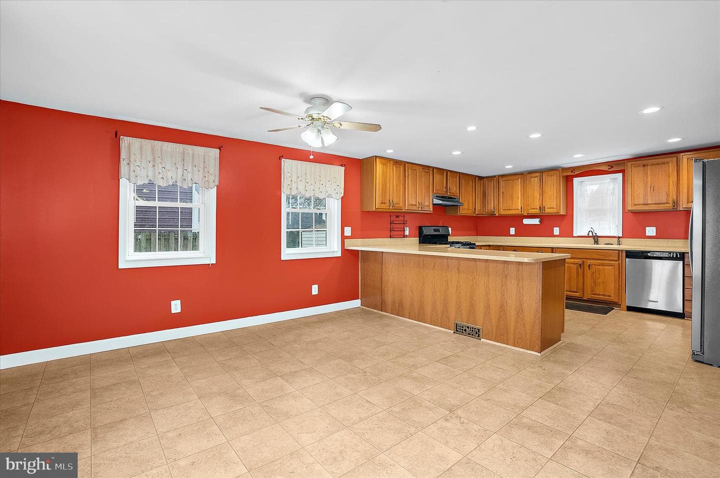 631 Cresswell Road photo 21
