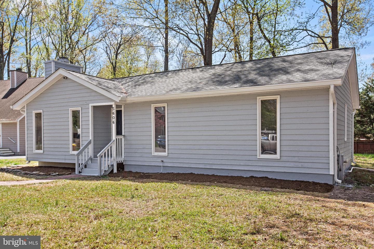 5606 Bay Breeze Court photo 2
