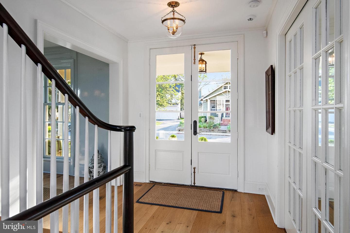 313 Washington Street photo 16