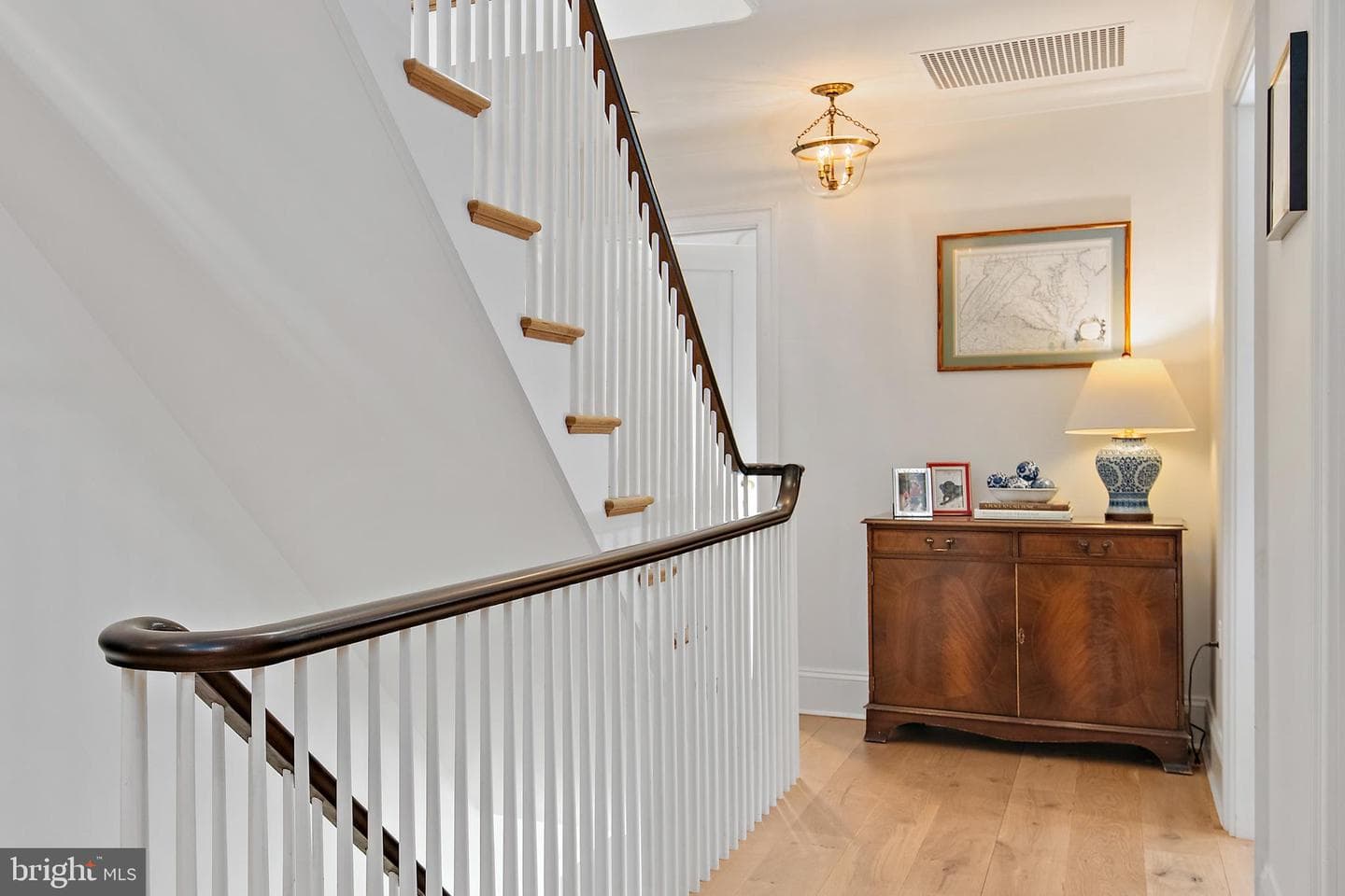 313 Washington Street photo 45