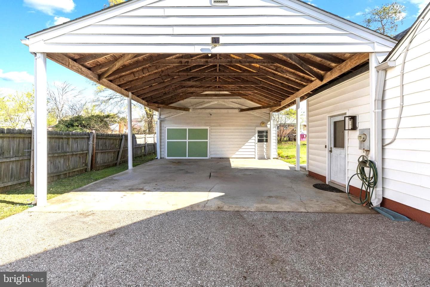 1440 Washington Avenue photo 2