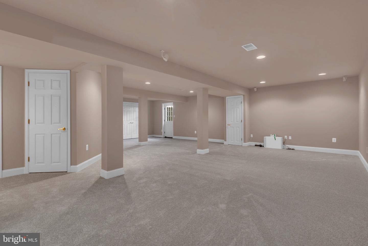108 Clairedge Court photo 39