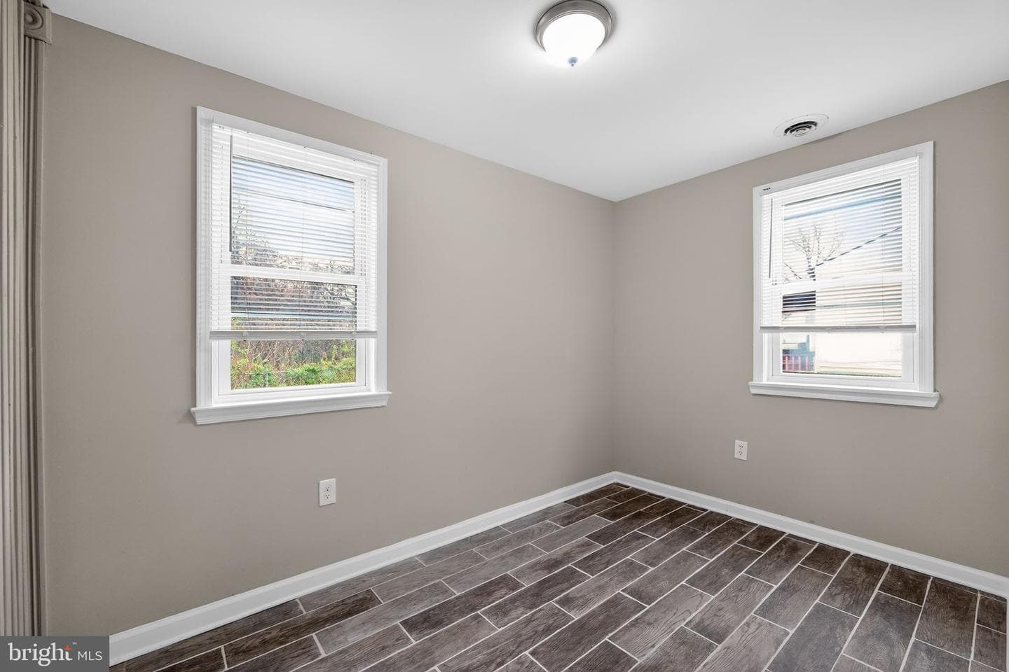 1602 Lorimer Road photo 17