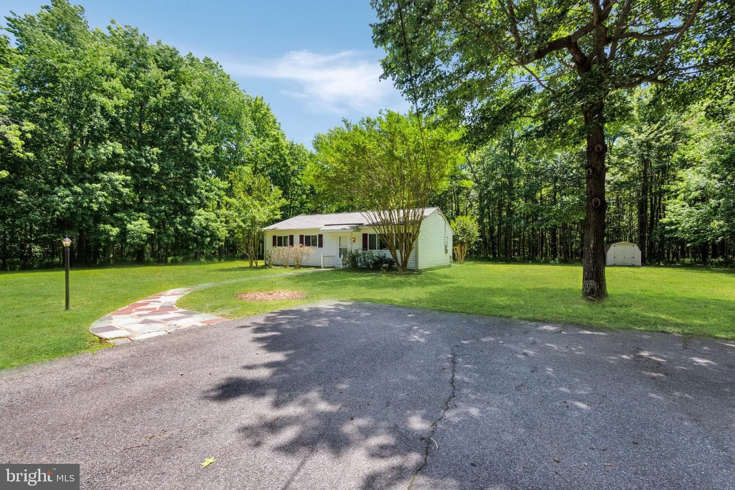1469 Cedarhurst Road photo 2