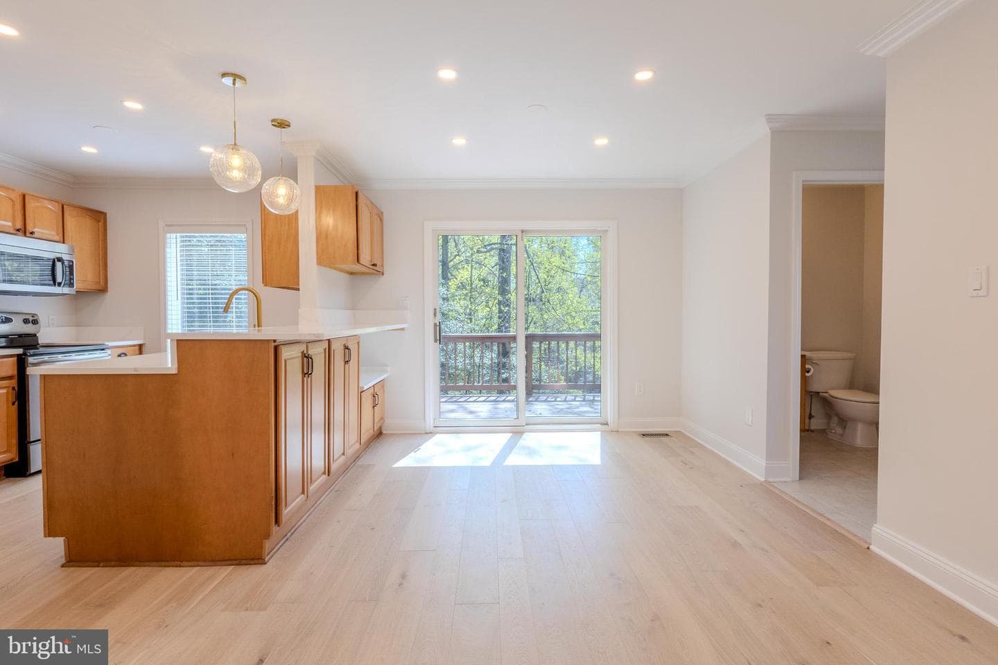 333 S Riverside Drive photo 10