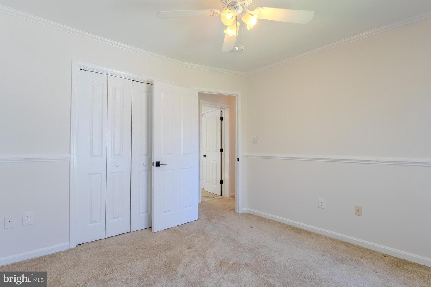 333 S Riverside Drive photo 26