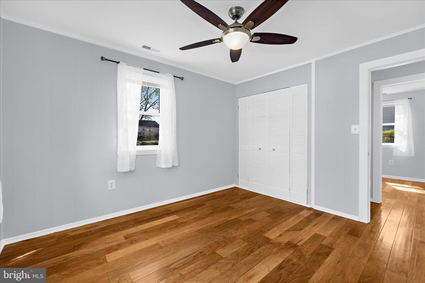 722 Cotter Road photo 18