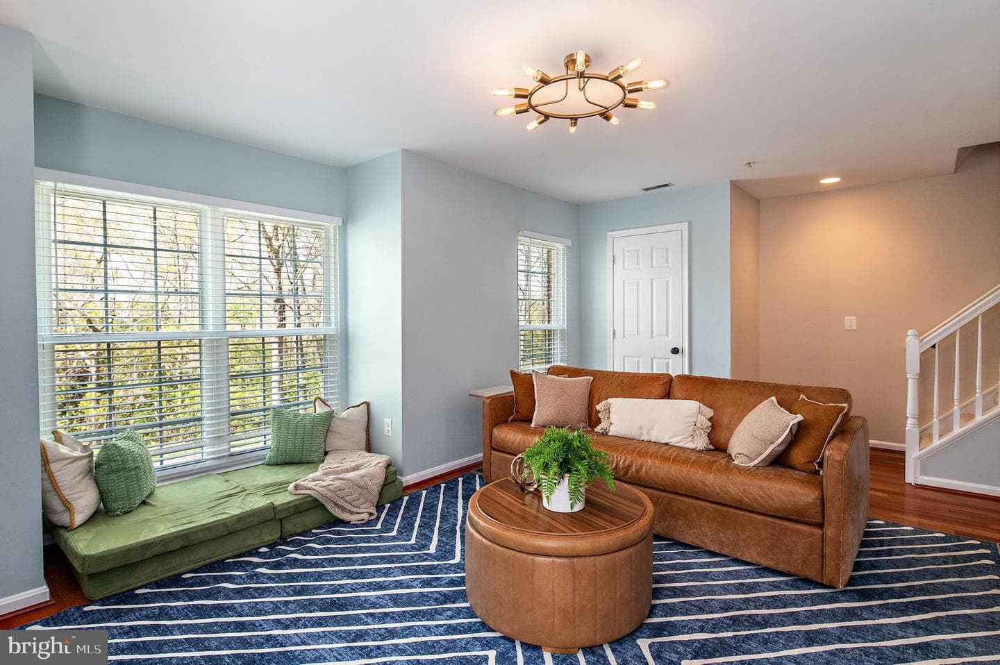 611 Bellerive Court photo 3