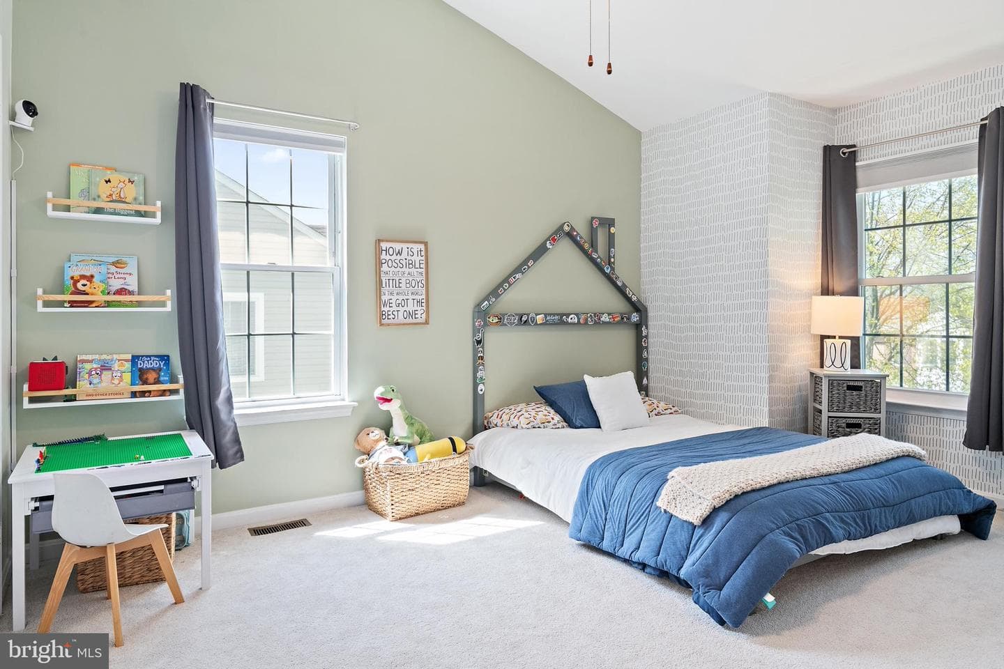 611 Bellerive Court photo 30