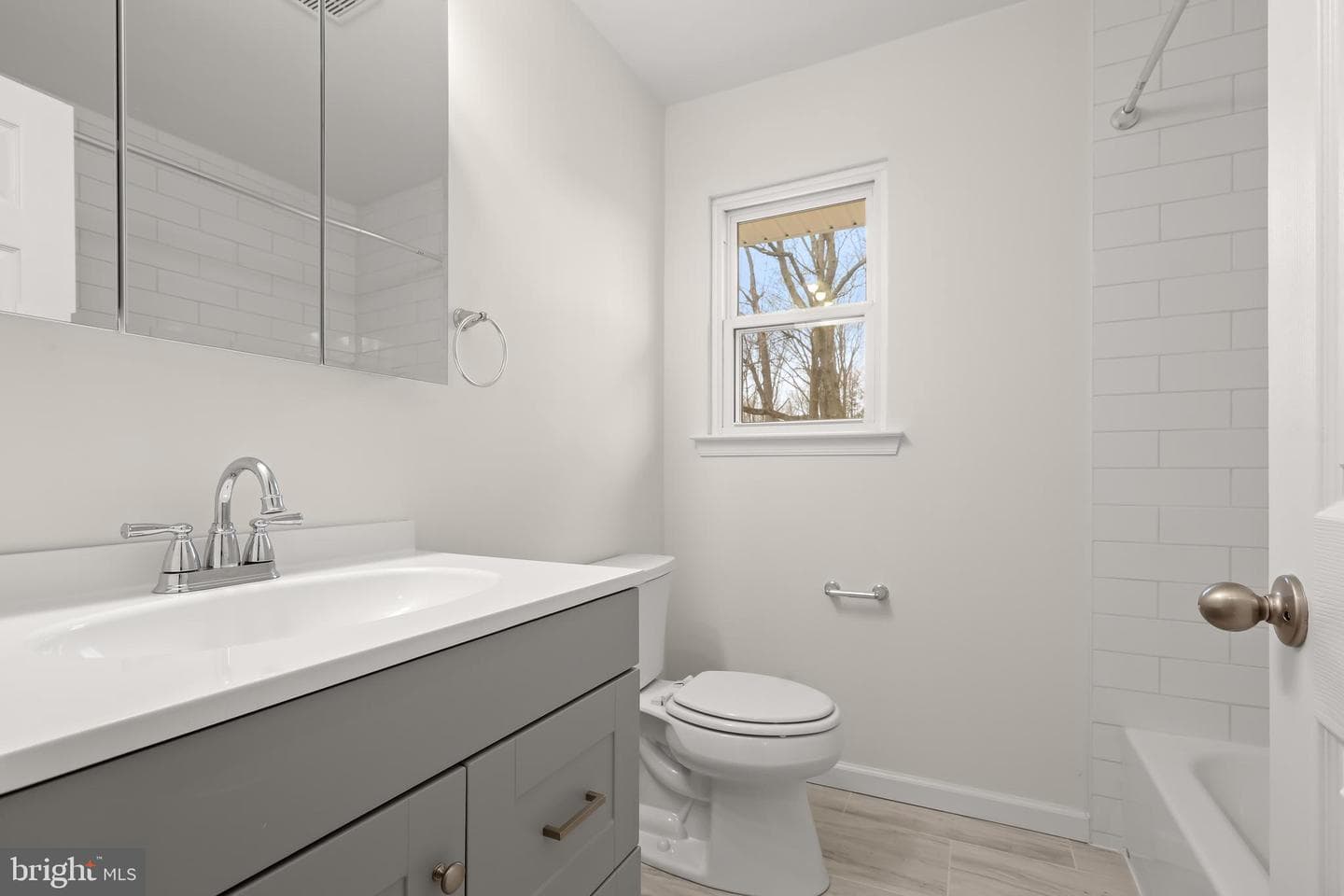 1255 Sheridan Road photo 30