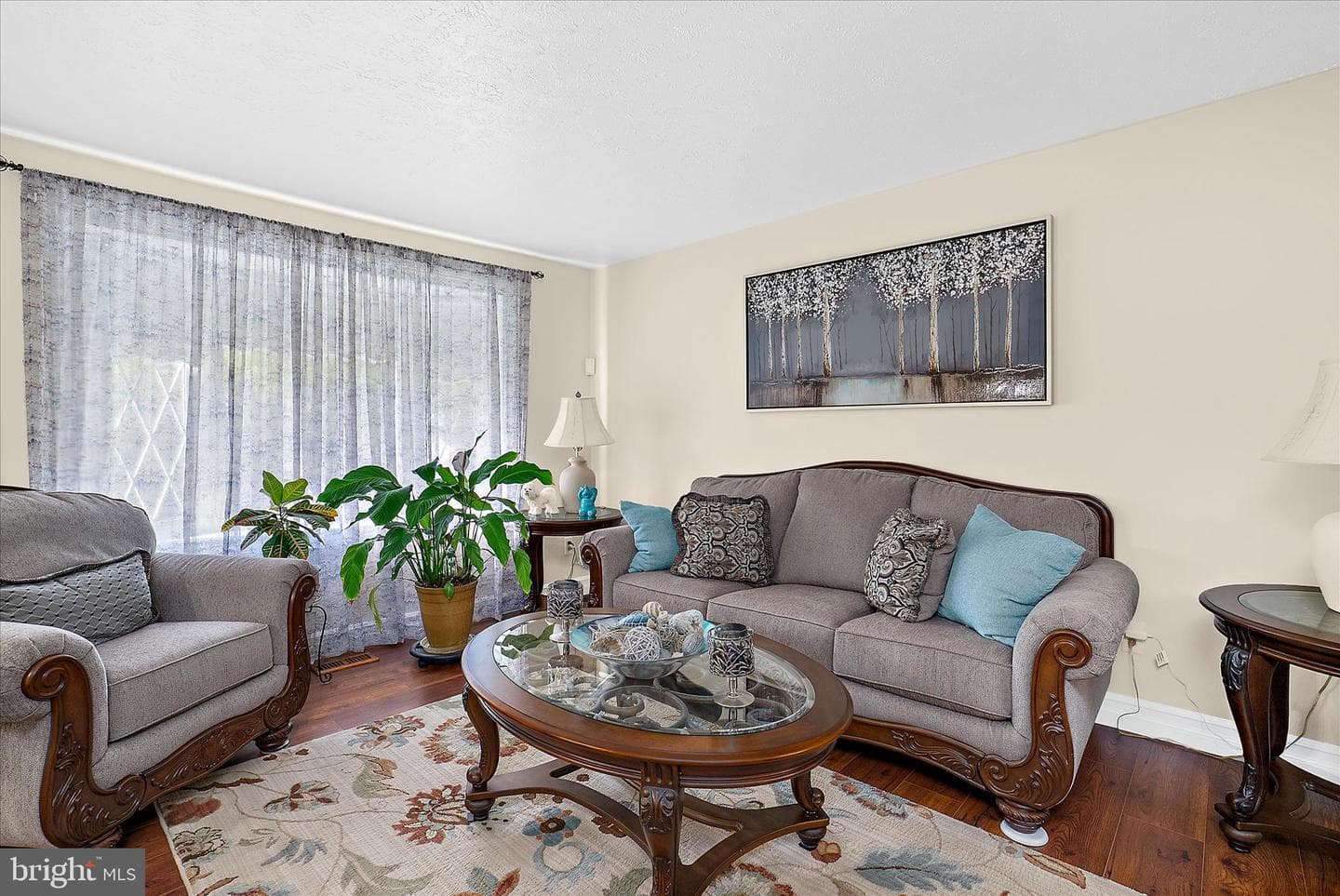 379 Dublin Drive photo 4