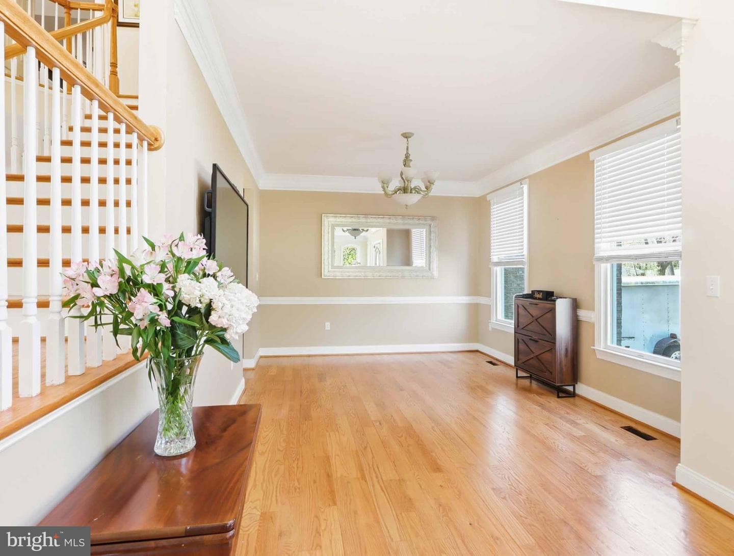 311 Riverdale Road photo 13