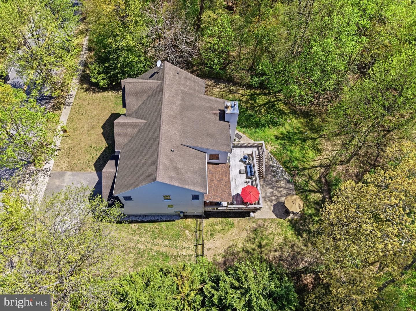 311 Riverdale Road photo 7