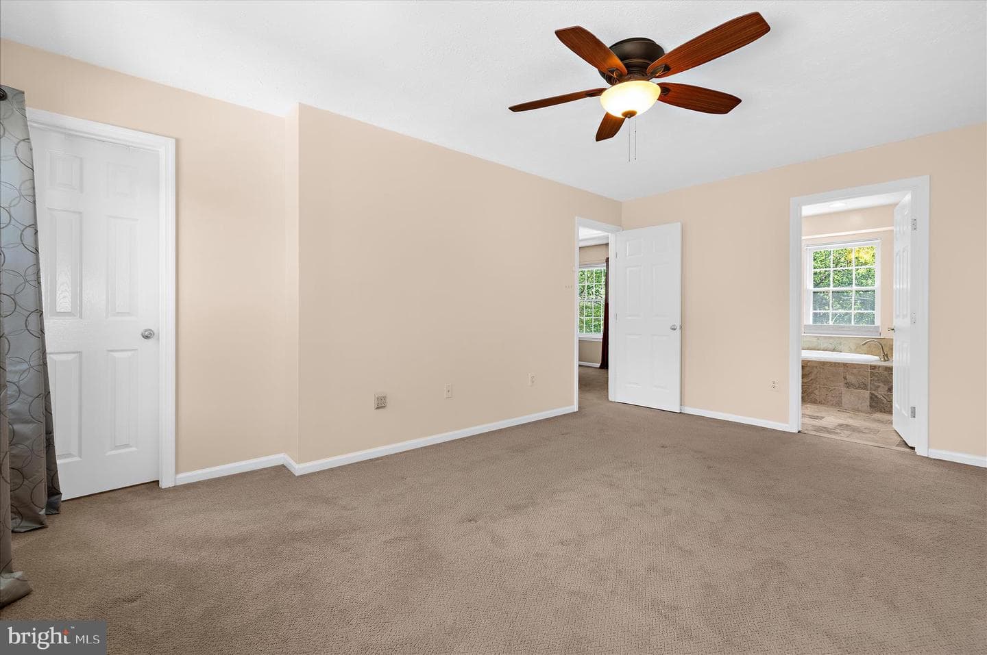 7845 Crossbay Drive photo 26