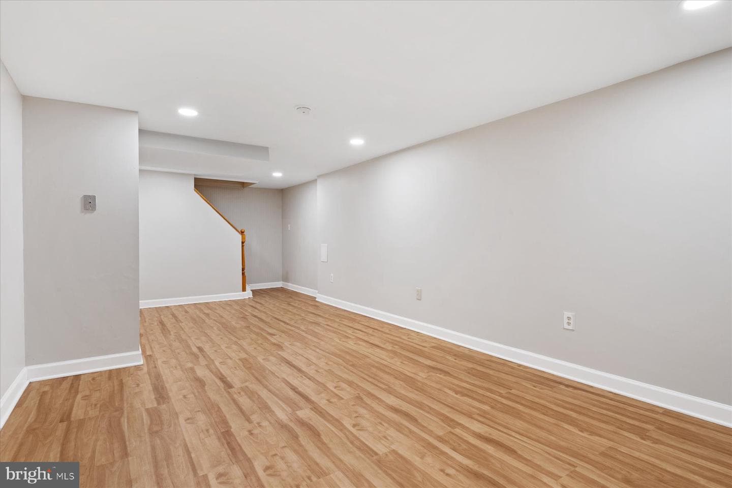 720 Hyde Park Drive photo 36