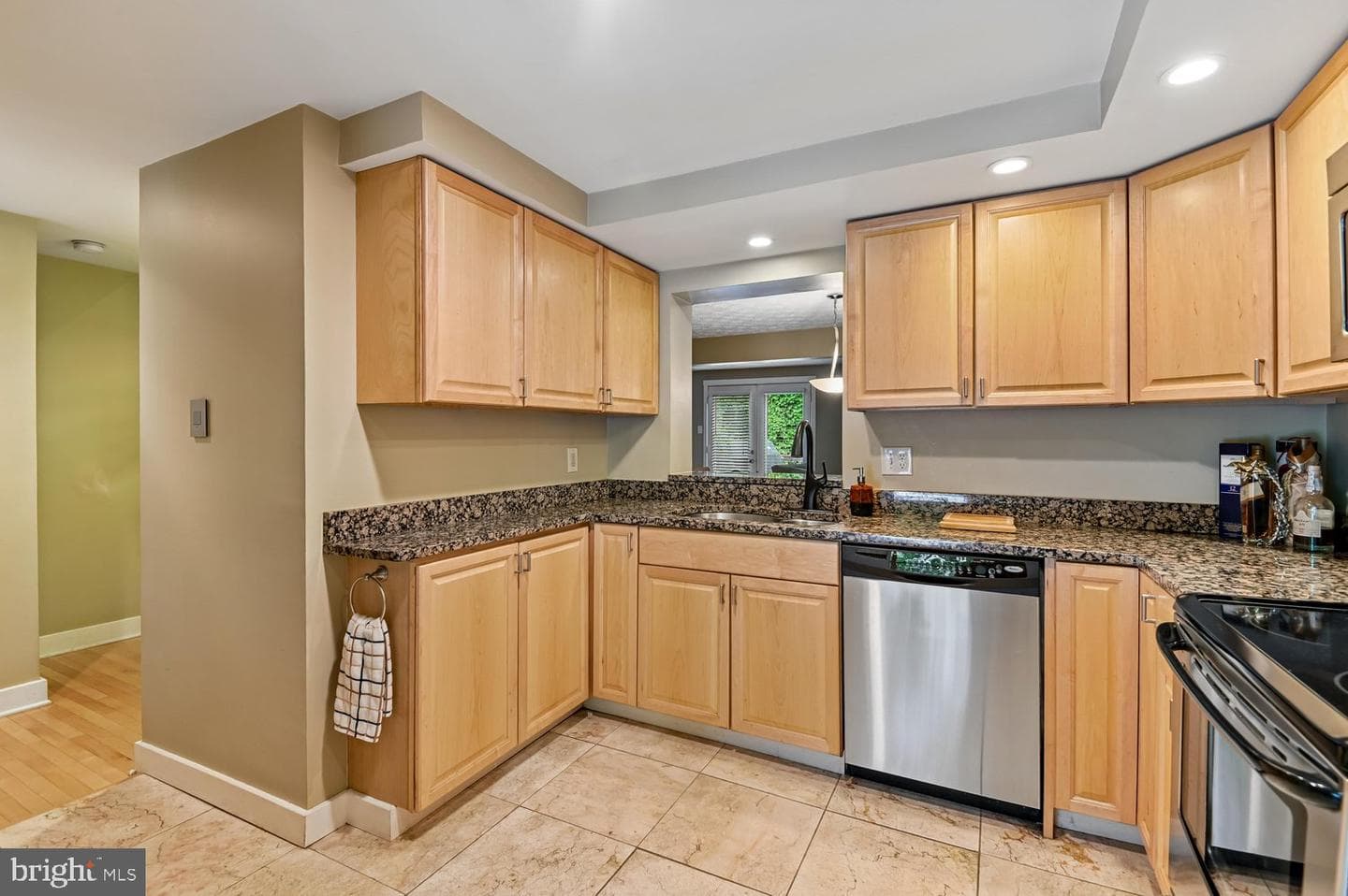 553 Bay Dale Court photo 8