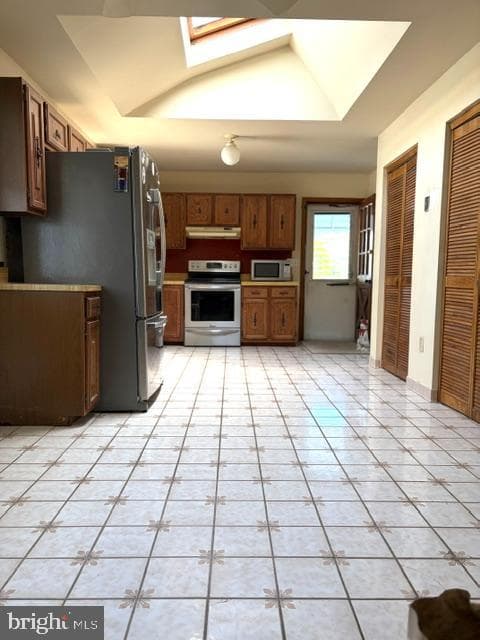 108 Kingbrook Road photo 3
