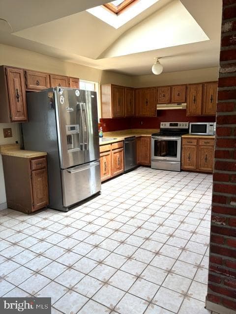 108 Kingbrook Road photo 4