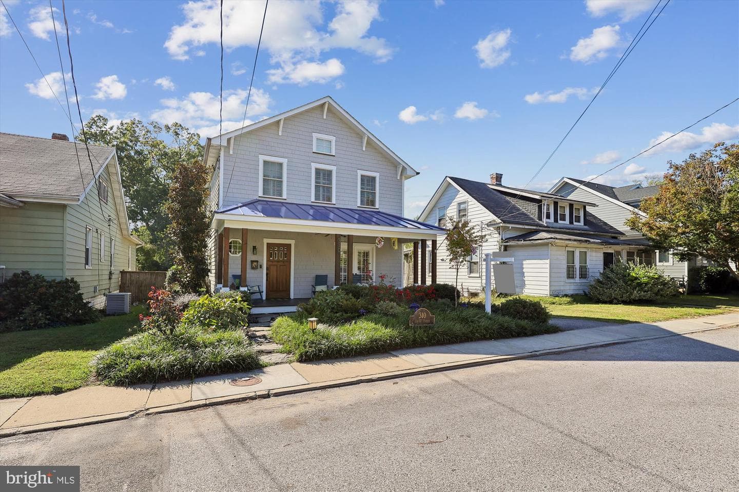310 Adams Street photo 8