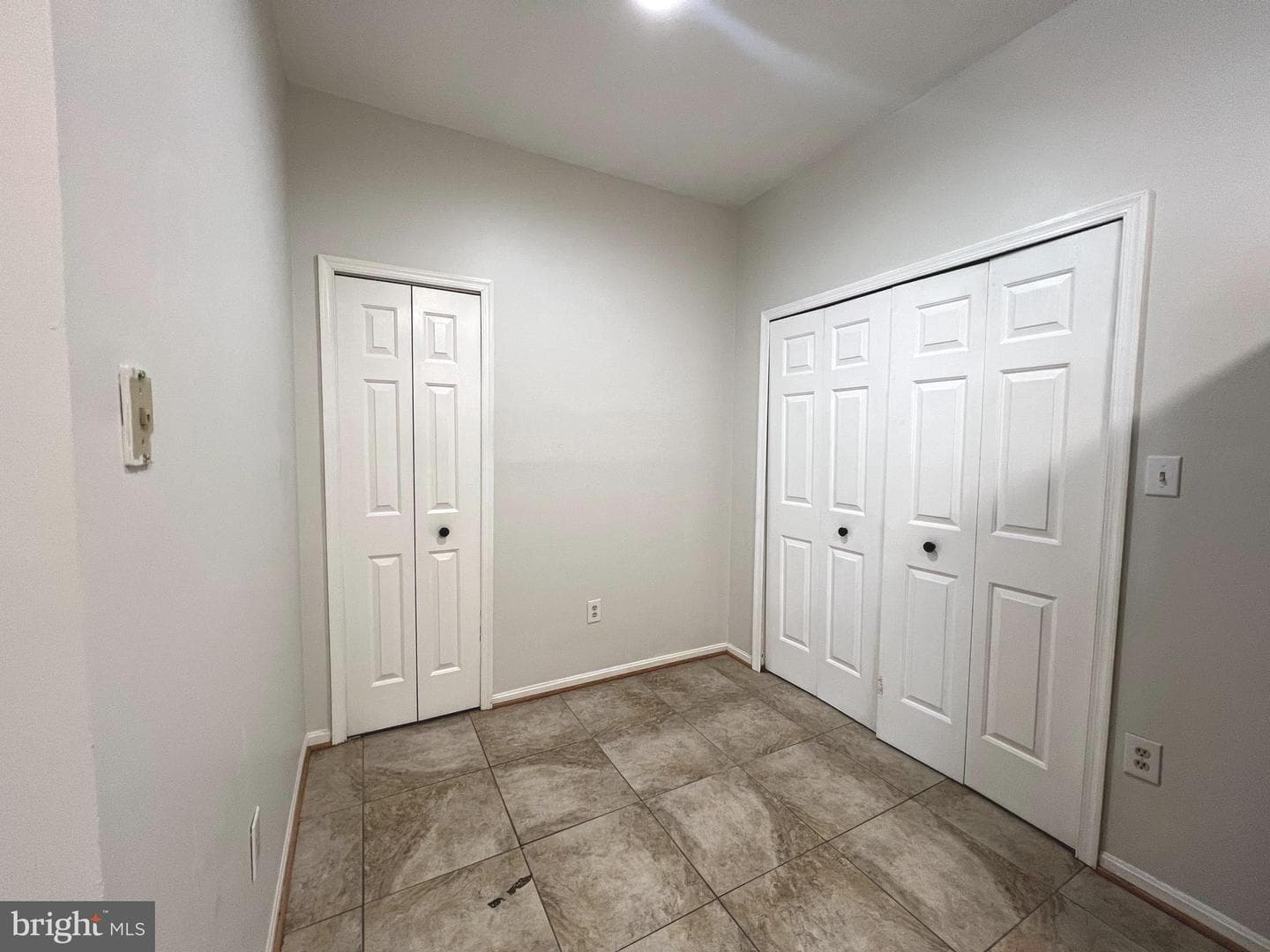 1439 Nestlewood Court photo 10