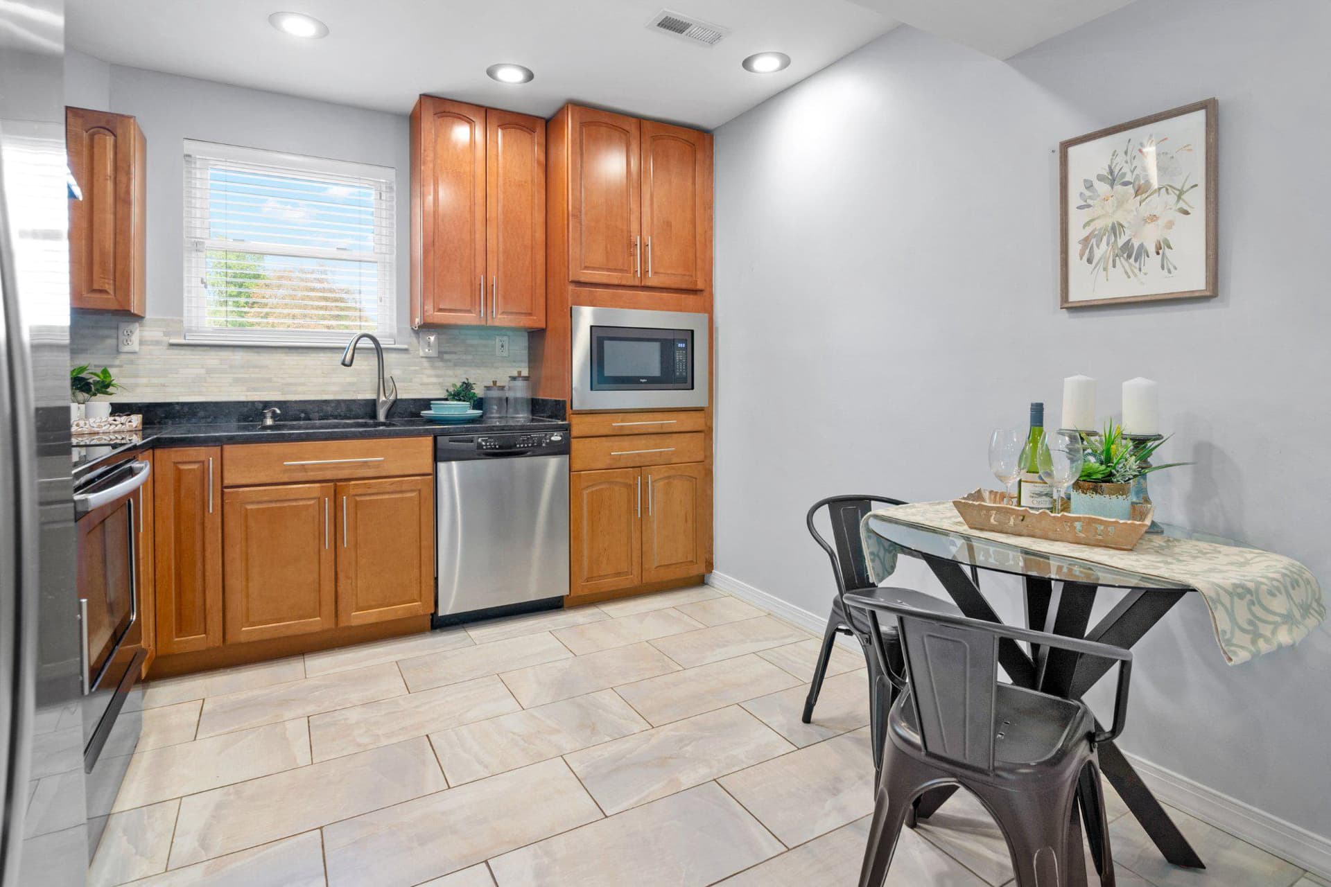 1082 Brightleaf Court photo 12