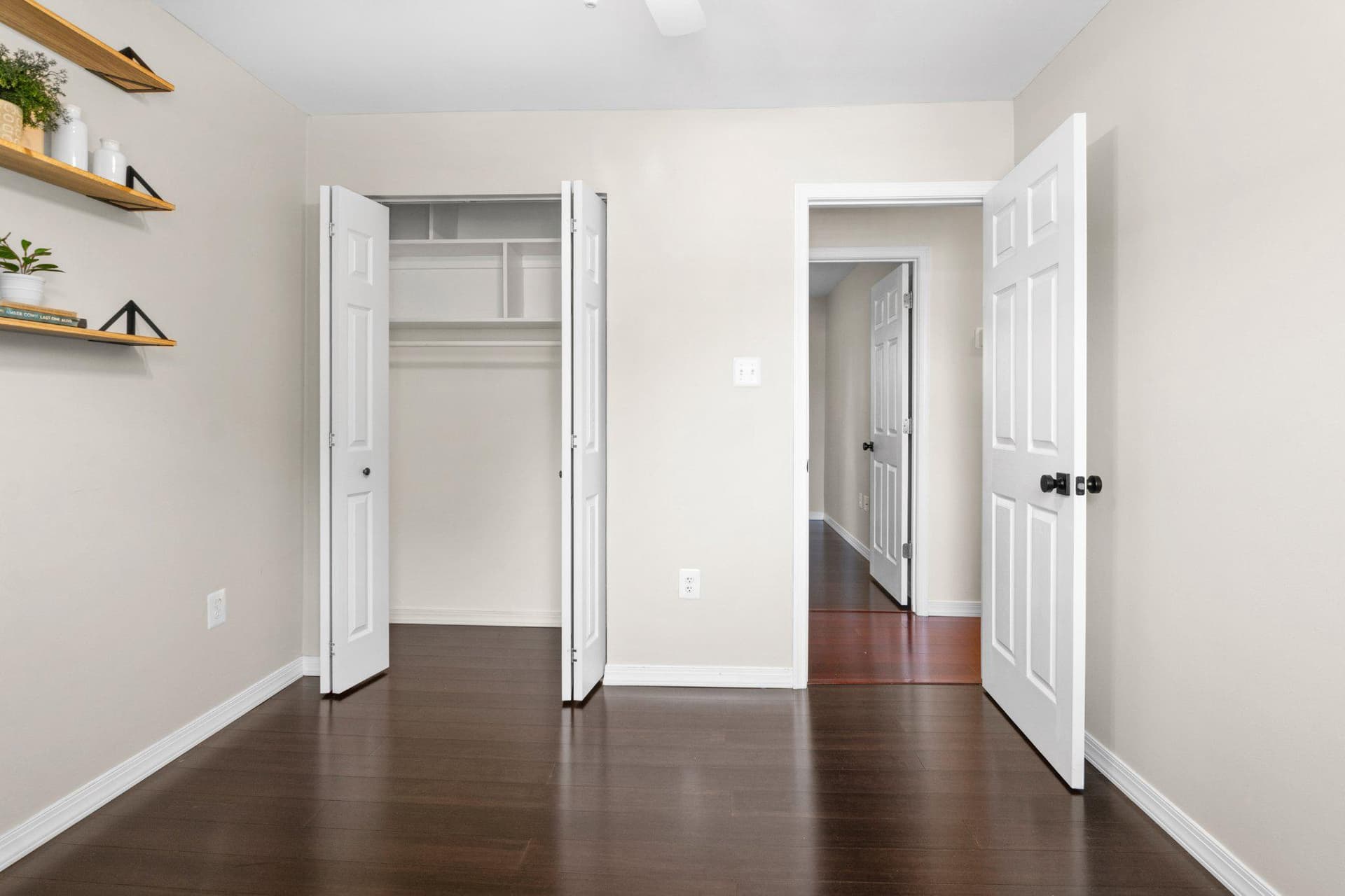 1082 Brightleaf Court photo 26