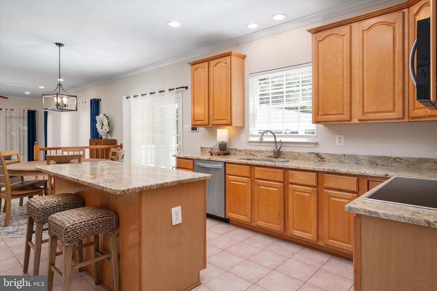 1405 Saybrooke Ct photo 17