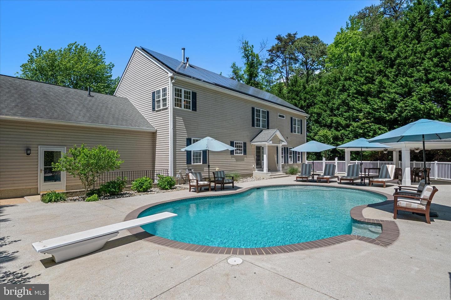 1405 Saybrooke Ct photo 25