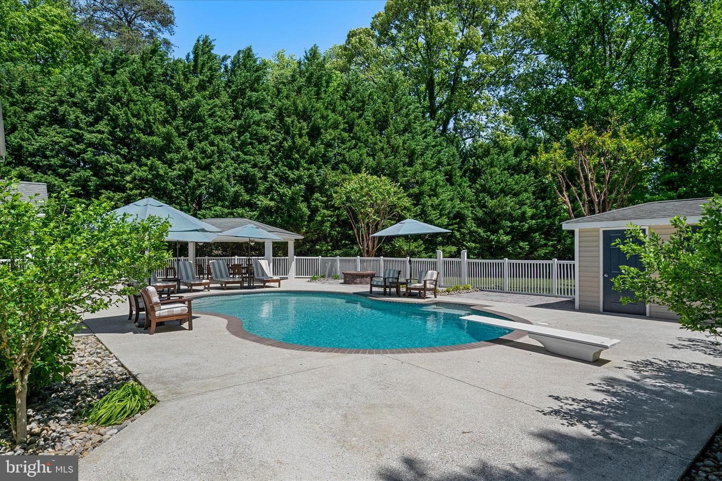 1405 Saybrooke Ct photo 26