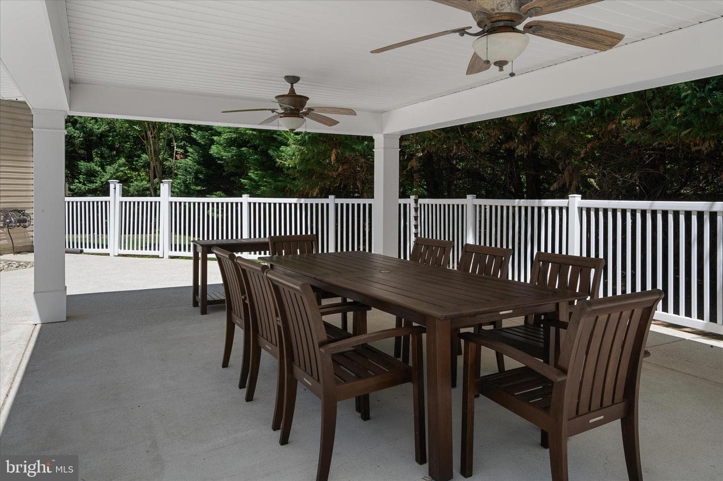 1405 Saybrooke Ct photo 30