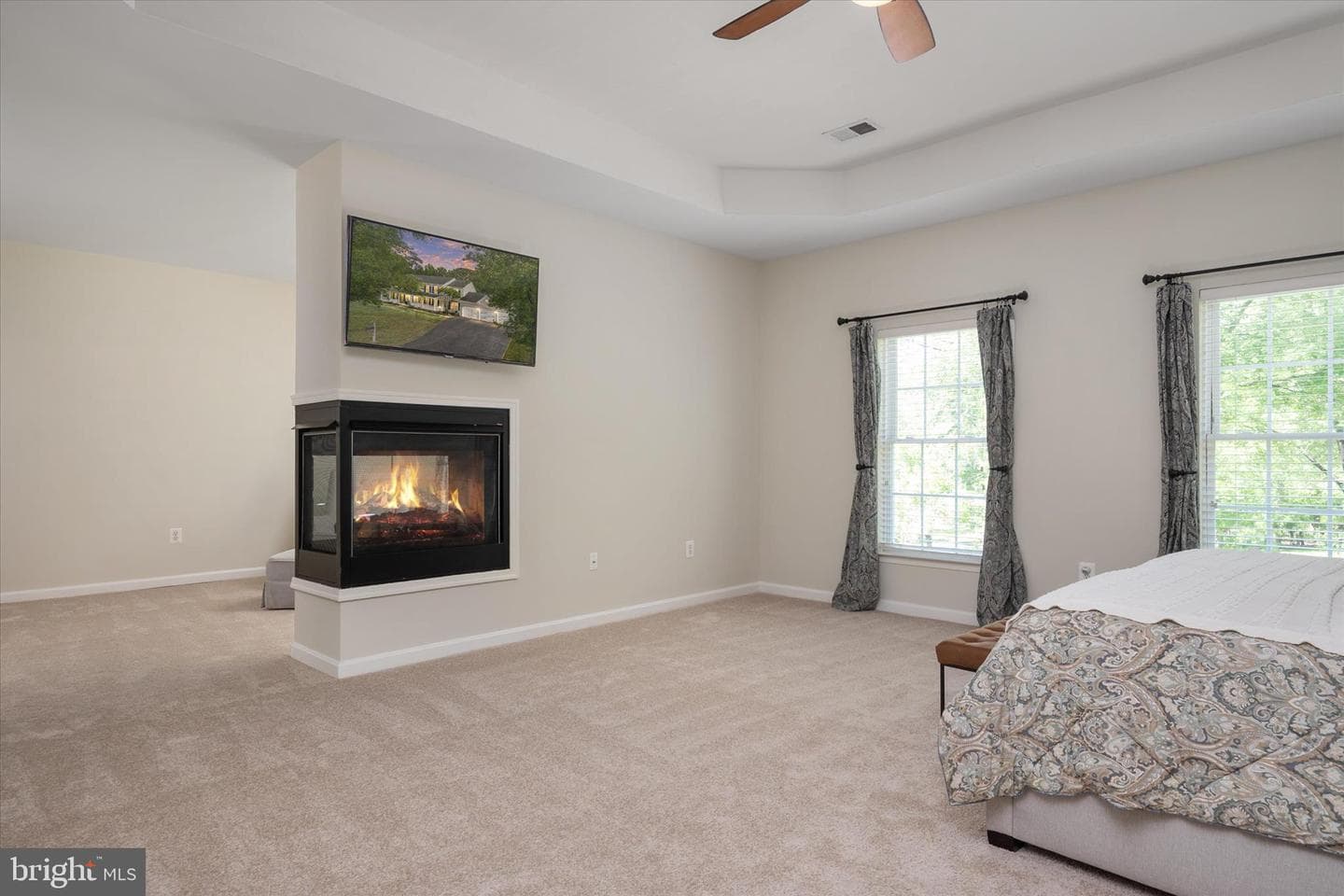 1405 Saybrooke Ct photo 32