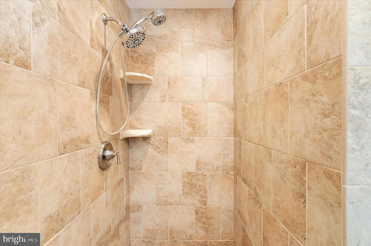107 Hollywood Drive photo 49
