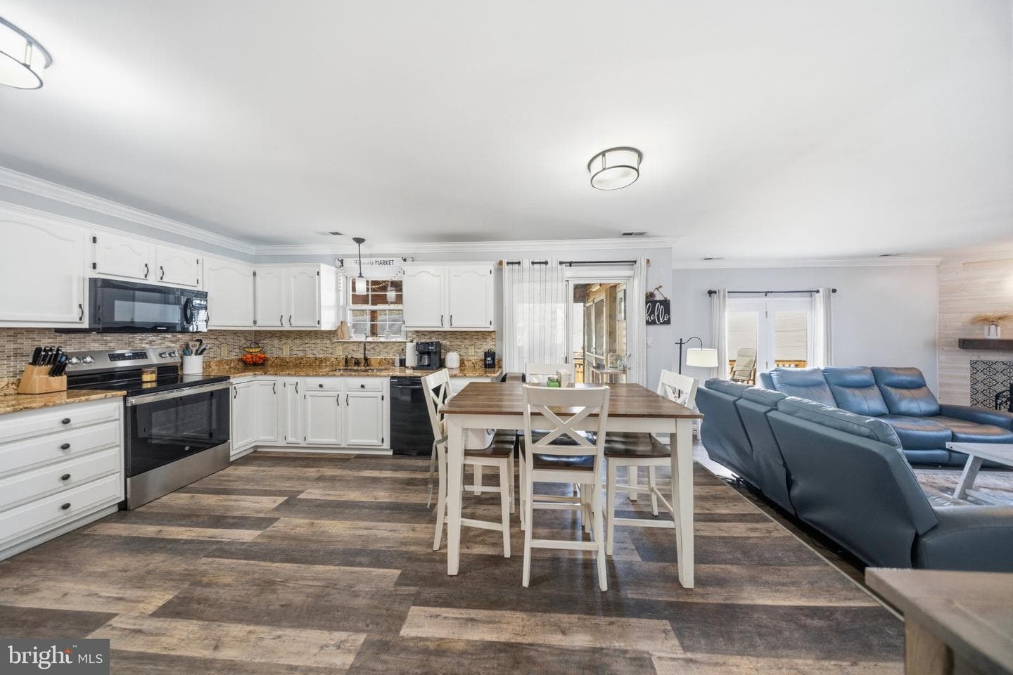1221 Cedar Ln photo 14