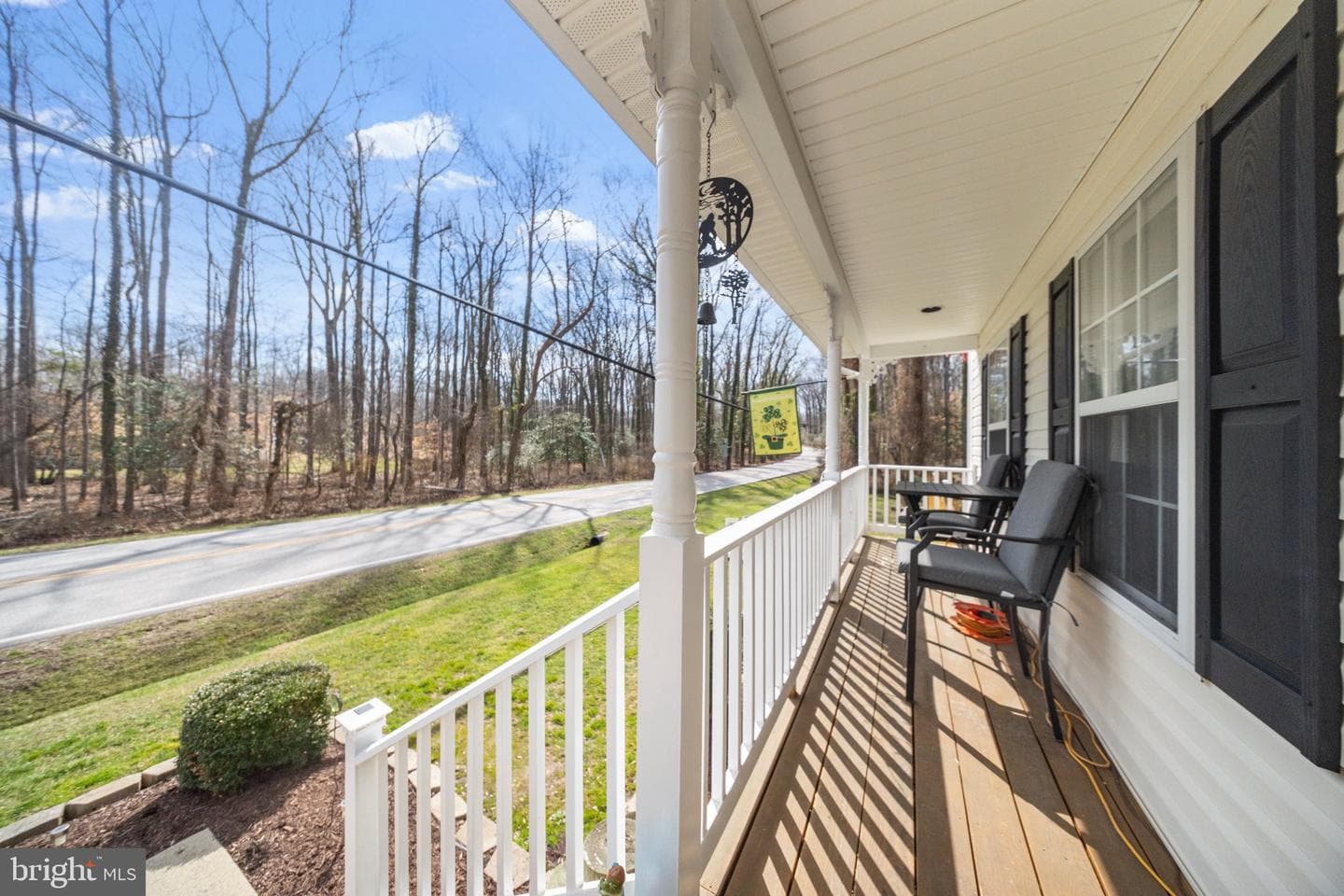 1221 Cedar Ln photo 2