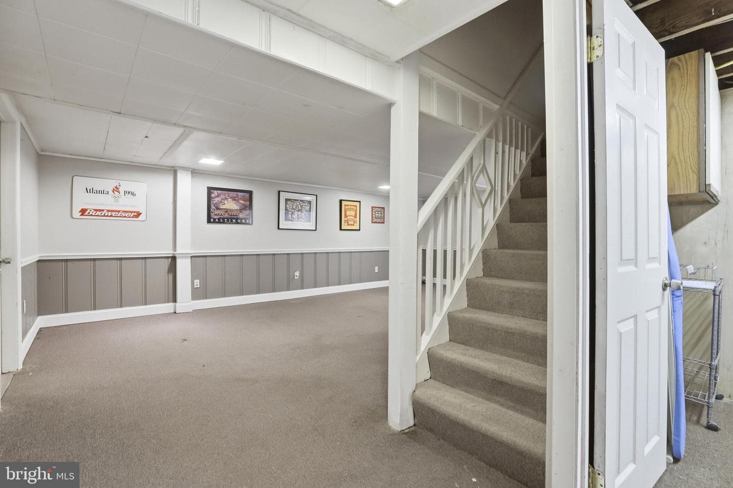 735 Warren Drive photo 28