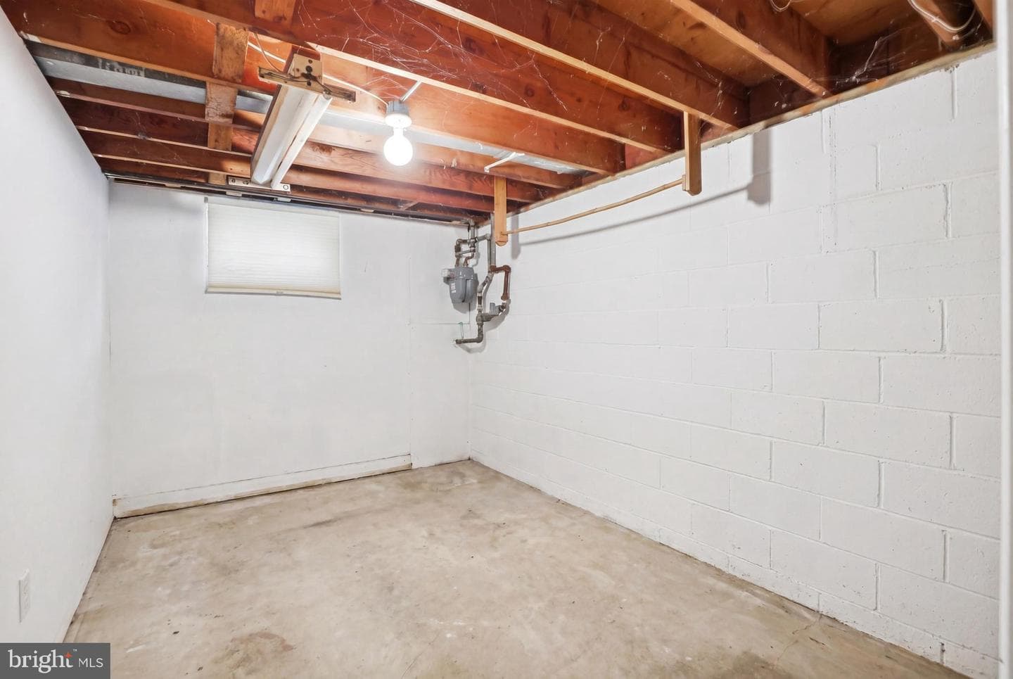 735 Warren Drive photo 37