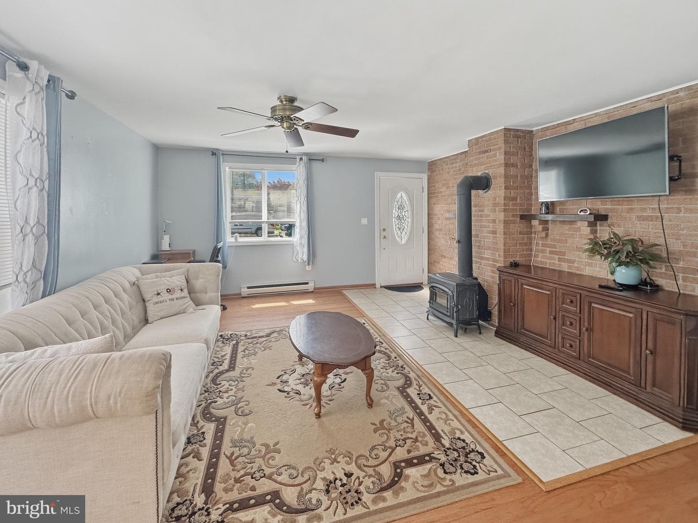1616 Lorimer Road photo 5