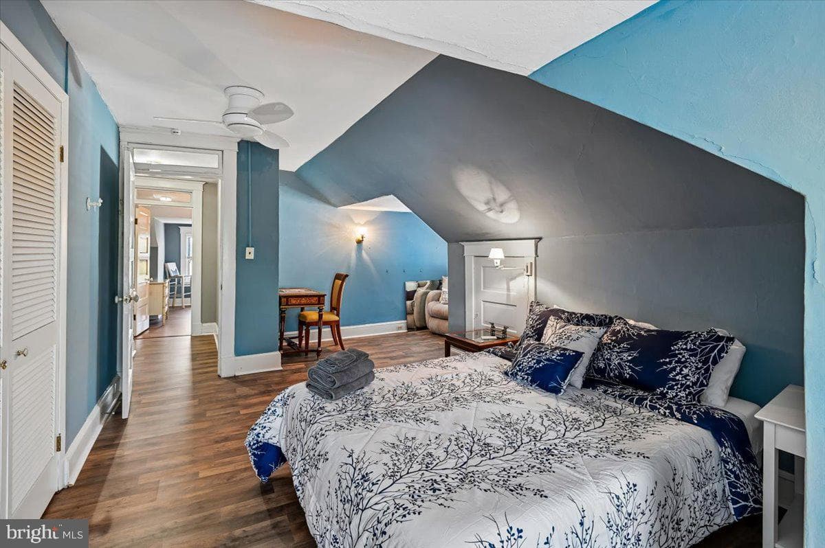 75 Shipwright Street photo 64