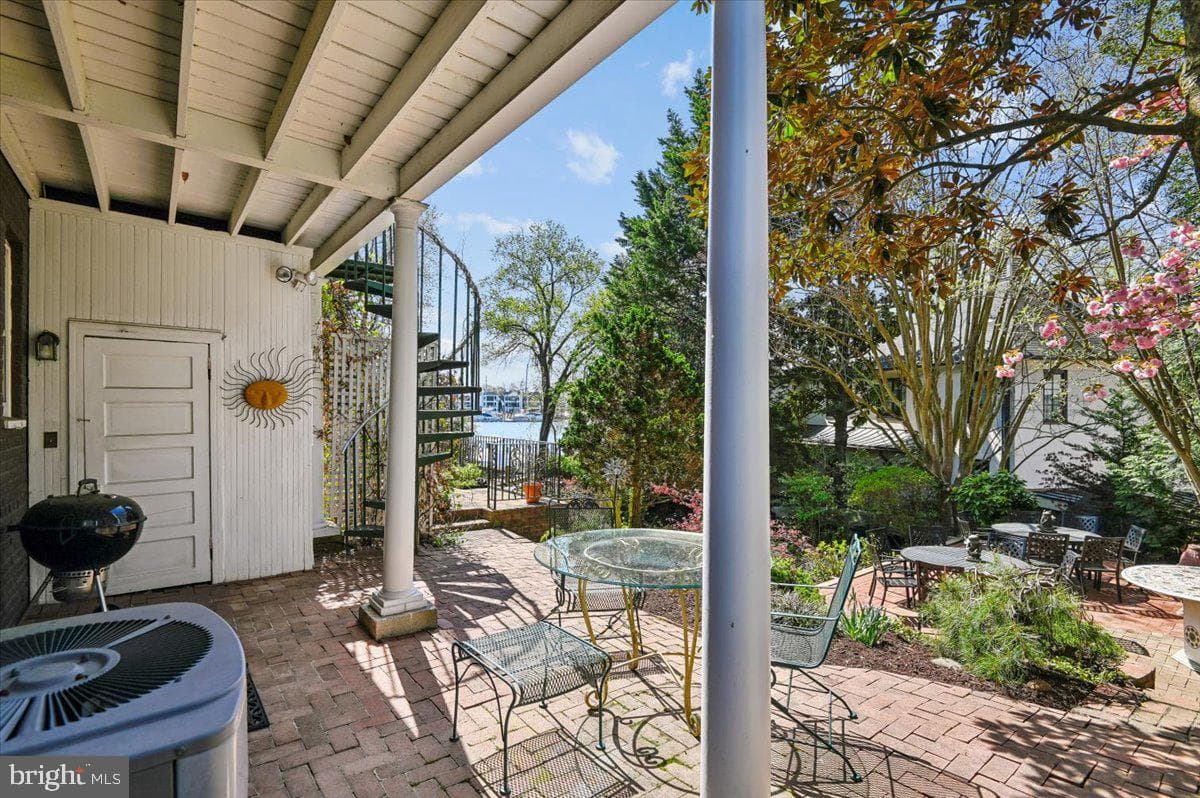 75 Shipwright Street photo 78