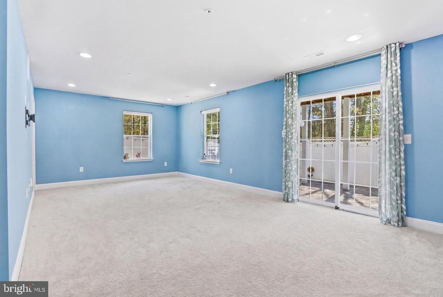 623 Clear Blue Lane photo 30